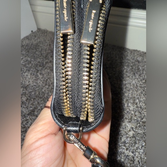 Kate Spade Staci Large Carryall Wristlet - Picture 2 of 12